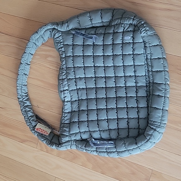 Free People Movement Quilted Carry All Quilted Bag In Washed Sage - Picture 2 of 12